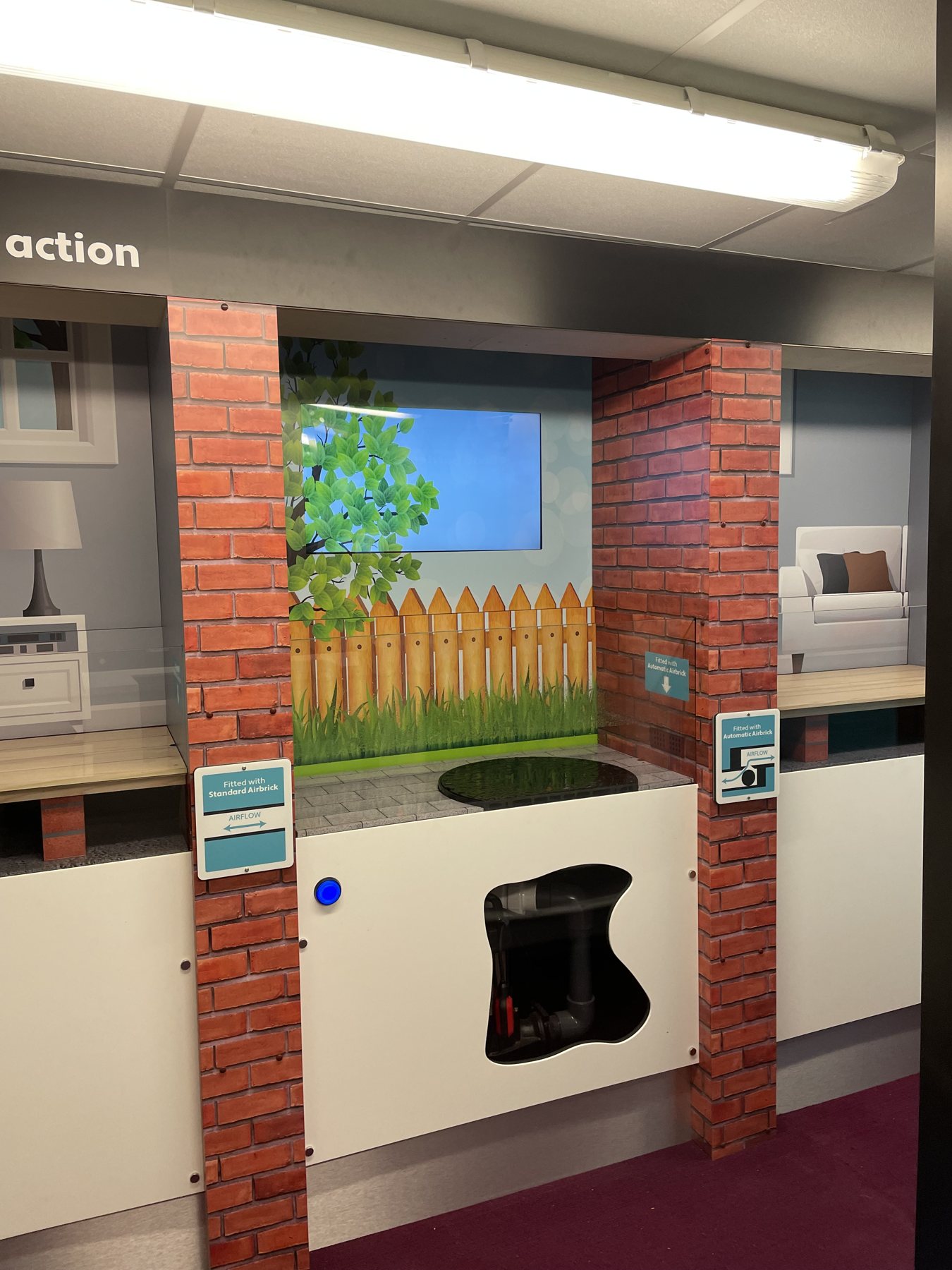 Flood Resilience: the installation viewed from the side.