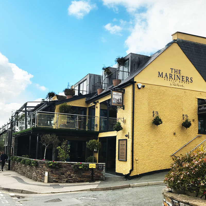 The Mariners in Rock Cornwall pub signage  