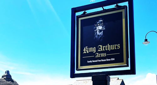 Pub signage and public house signs