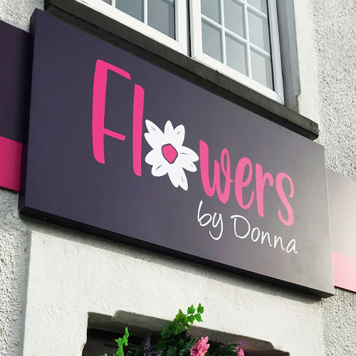 Flowers by Donna signage in Launceston with custom printed pans
