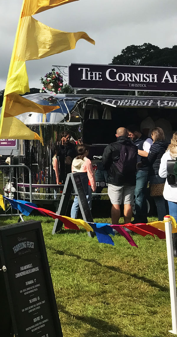 Branded workwear supplying embroidered and heatpress clothing | More Creative