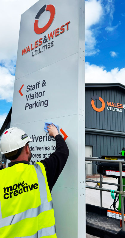 Quality signs and vehicle graphics | More Creative